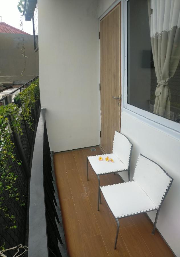 Rion Hostel Bogor Exteriör bild