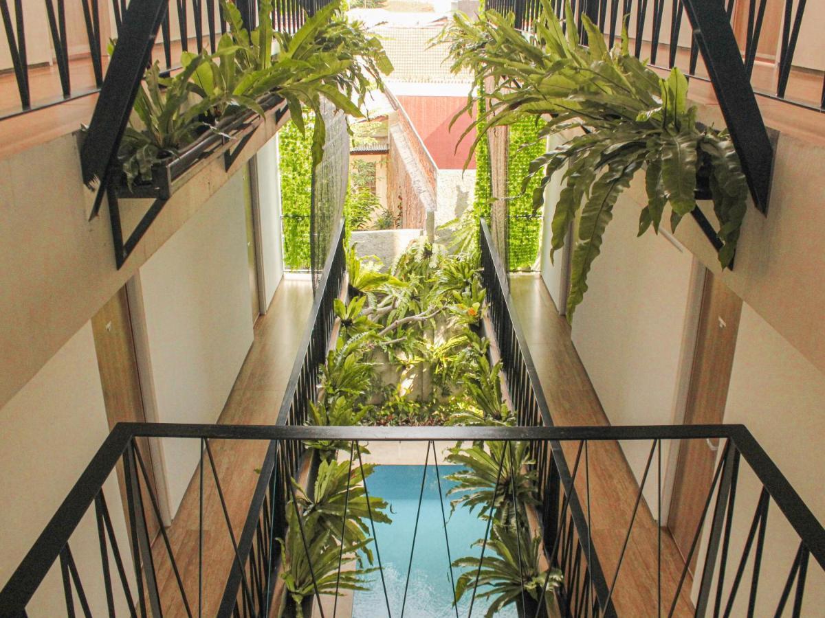 Rion Hostel Bogor Exteriör bild